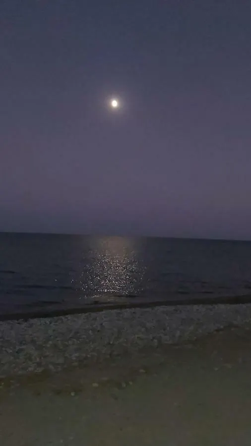 Marlens Beach House Villa Meneou
